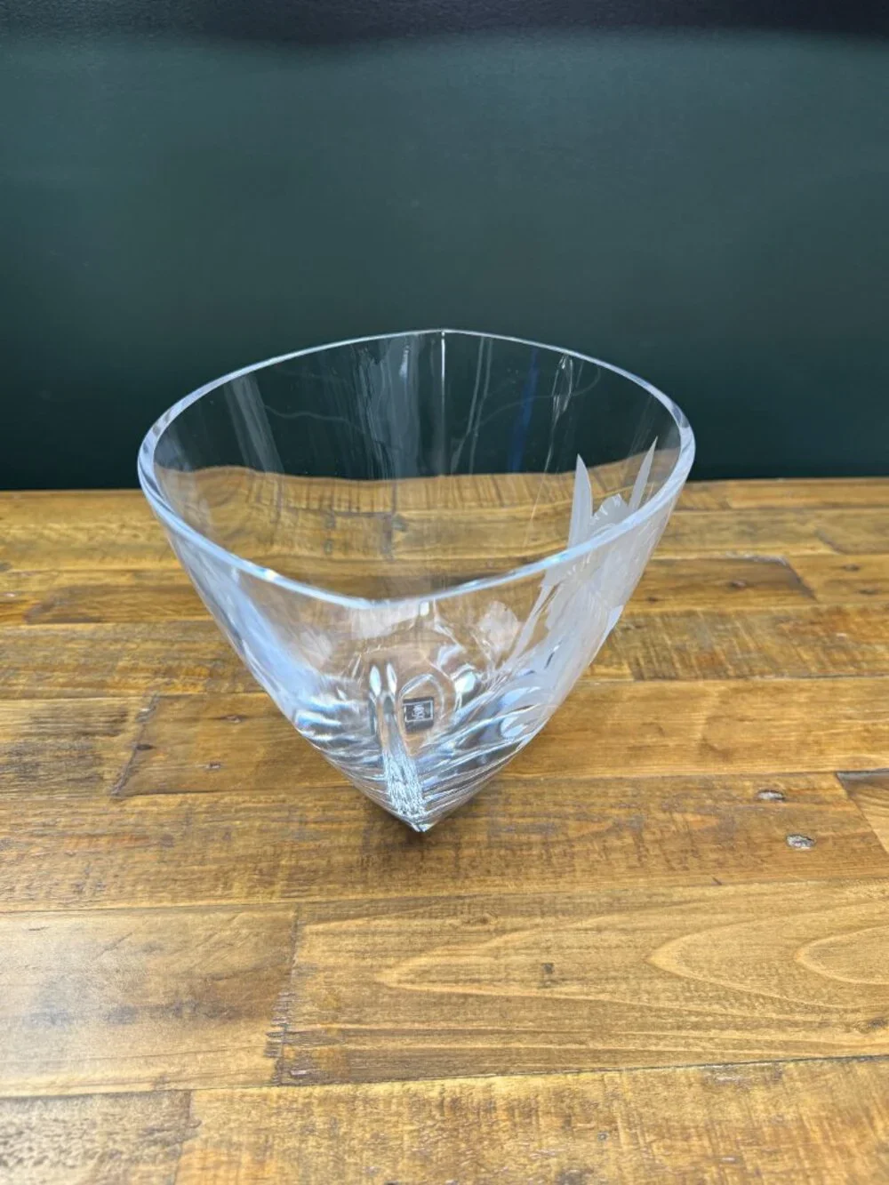 Mikasa Etched Daffodil Clear Crystal Vase